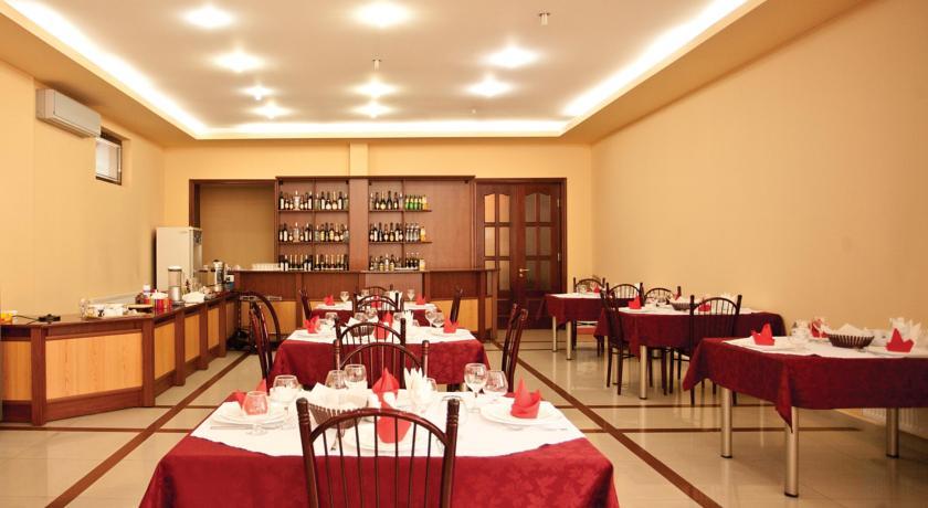 Astoria Hotel Tbilisi ภายนอก รูปภาพ